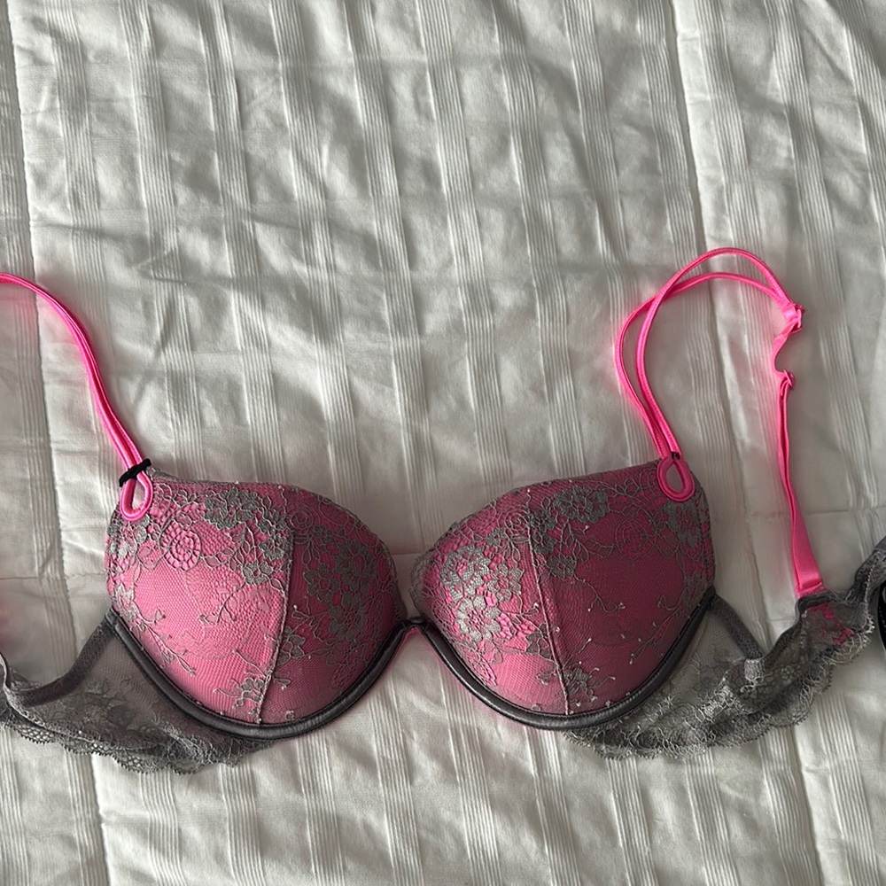 Victoria's Secret Pink and Gray Lace Push-Up Bra